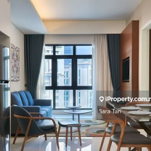 Nice unit tastefully furnished.