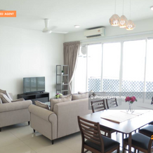 Grand view 360, size 1550sqf high floor with fully furnished unit!