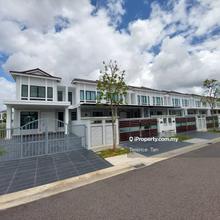 Terrace house for Sale