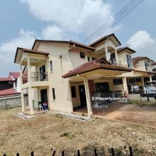 Below Market Value Price Corner intermediate or looking by 2 unit ?