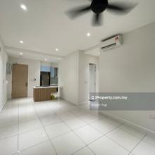 866sf, 2r2b, partly furnish