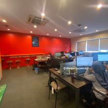 Renovated office lot n well kept in Damansara Perdana  