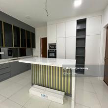 Brand new partly furnished link house in mont kiara for rent