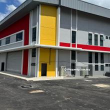 Easy access, wide turning radius & face main road