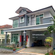 Quiet and Peacefully Environment with Greenery View Bungalow House