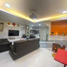 3-Storey, Fully Renovated with Approval, Tip-top Condition, Move In