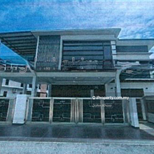 Bungalow corner house in taman pd mulberi,port dickson 