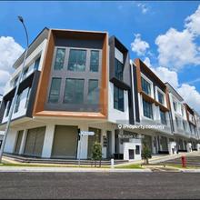 Brand New 3 Storey Shop Putra Sentral 