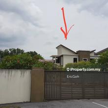 Freehold Bungalow on the Fringe of Ipoh City Centre