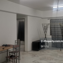 Puchong vista prima apartment with lift for rent,975 sqft,furnished