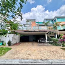 Gated Guarded Renovated 45x80 Semi D House Bangi Lakehill Villas