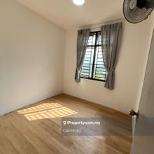 Brand New Molek Perdana Apt For Rent