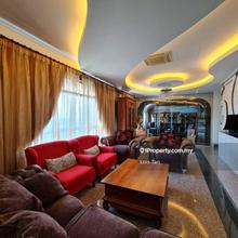 Renovated duplex penthouse 