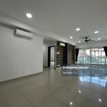 Resort feel low floor pool view units 1927sf at 880k only!