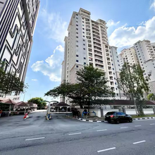 Duplex condominium in casa lago condominium,melaka raya
