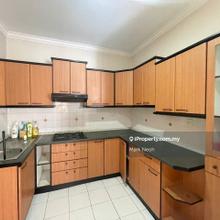 Fully Renovated & Furnished - Middle Floor 