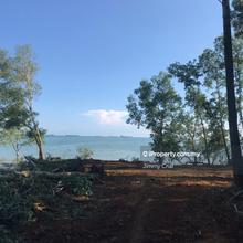 Sea front commercial land 