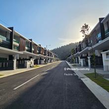 Terrace house for Sale