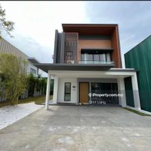Cashback 50k with gated & guarded Lakeview garden double storey house