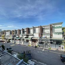 Terrace house for Sale