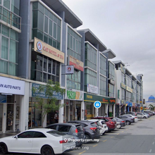 Below Market! Fast Grab! 3 Story Shoplot Bandar Saujana Putra Jenjarom