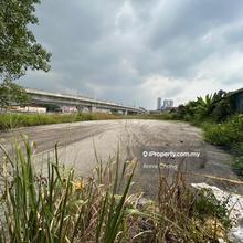 Corner Industrial Land. 2 min to MRT & Highway.