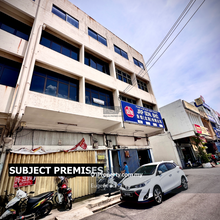 Near to the Wet Market, Car Parks