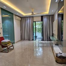 3 Harmoni Townhouse (Upper), Come with Swimming Pool & Gym Facilities