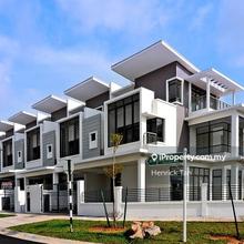 3-storey terrace,Build up 2790sqft, 24x75sqft, Freehold, Gated Guarded