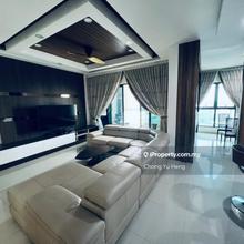Penthouse Duplex unit for sale, good condition unit, lake view