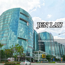 En Bloc Building for Sale in Comport Elegance of Design and Layout