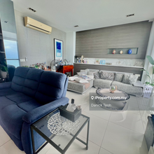 10 Island Resort 2500sf Condominium Seaview Located in Batu Ferringhi