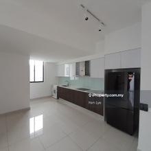 New unit. Ready to move in. KLCC view