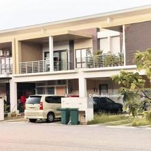 Cashback 40k  !! Full Loan Milik Villa Kesuma Townhouse,Semenyih  
