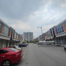 5 min to Plaza Salak Tinggi & 15 min to KLIA International Airport