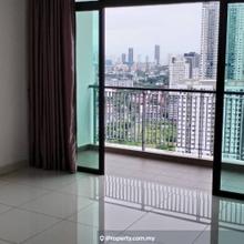 Corner @ Aspen Residence 1400sf 3-rooms P/Renovated 2-Covered cp