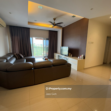 Waldorf corner spacious unit palace view, view to offer