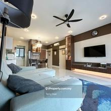 Strategic location with Balcony Design - River view