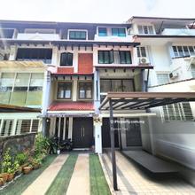 Renovated Lower Unit Townhouse with backyard  Bukit Bandaraya Bangsar