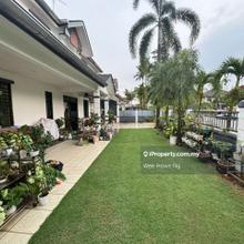 Double Storey Cluster - Corner Lot