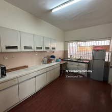 24x80 Freehold Super Terrace, Endlot with More Parkings 