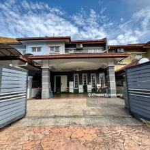 Renovated House. Guarded Community. Near Surau