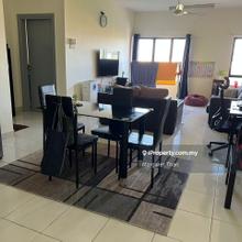 Must sell, above 10th floor, 2 bedrooms, 2 bathrooms with 2 carparks