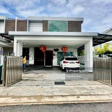 Partially Furnished Renovated 2 Storey Semi D Roseville Residence
