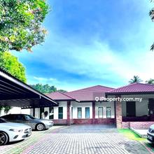 Commercial Bungalow  newly renovated