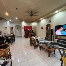 Spacious 2 Storey House for Sale in Pulai Indah! Renovated unit!