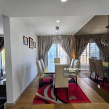 Duplex penthouse, renovated, spacious layout, must see!