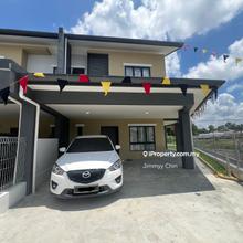 Siniawan corner house 