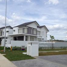 Semi Dee Corner Good Buy