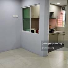 Evergreen Park Acorn & Hazel Fully Furnished 3 Rooms 2 Bathrooms